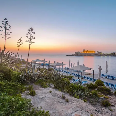 Kwatera prywatna Modern In Prime Area For Beaches & Nightlife! -fast & Easy Self Check In -independent Access -no Family Sharing - Pembroke Gardens Location St. Julian's
